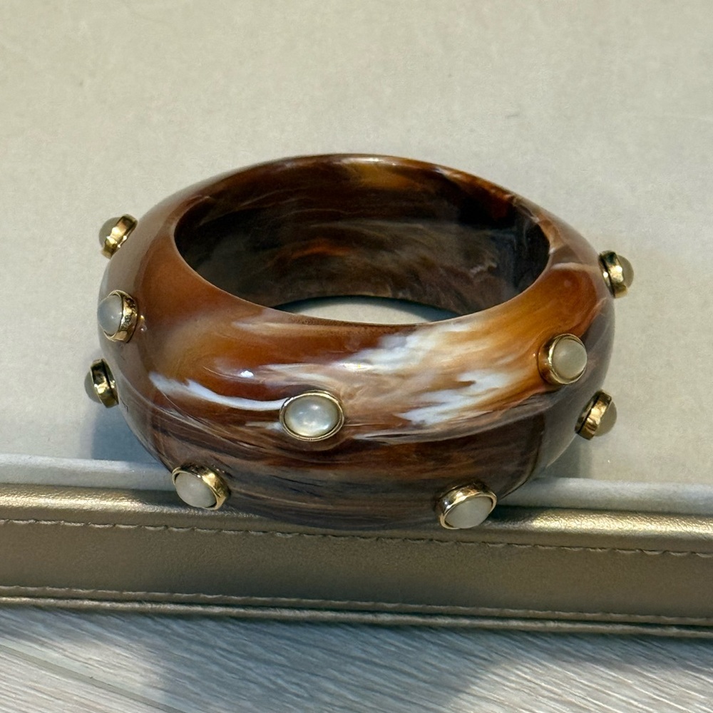Chunky Brown Swirl Bangle with Gold & Pearl Accents